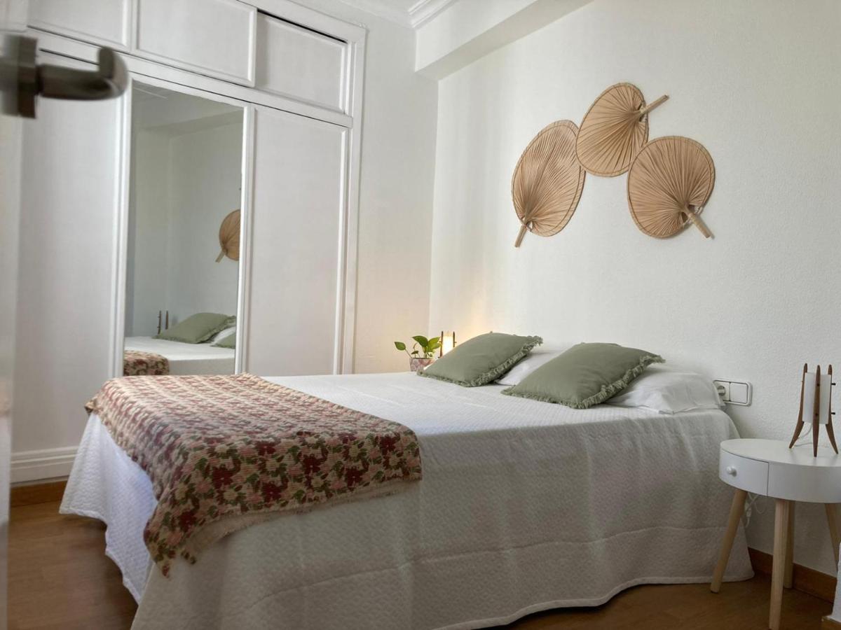 Atico Alfaqueque Apartment Seville Exterior photo